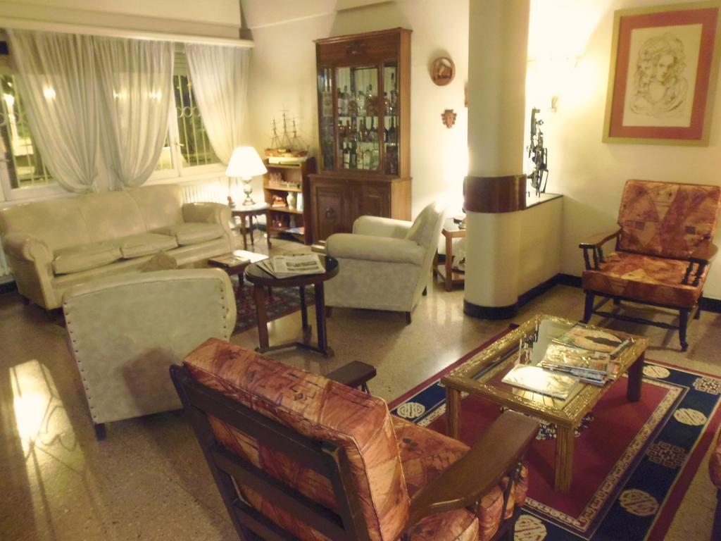 City Hotel Mar Del Plata Room photo