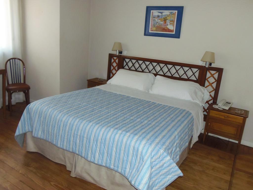 City Hotel Mar Del Plata Room photo